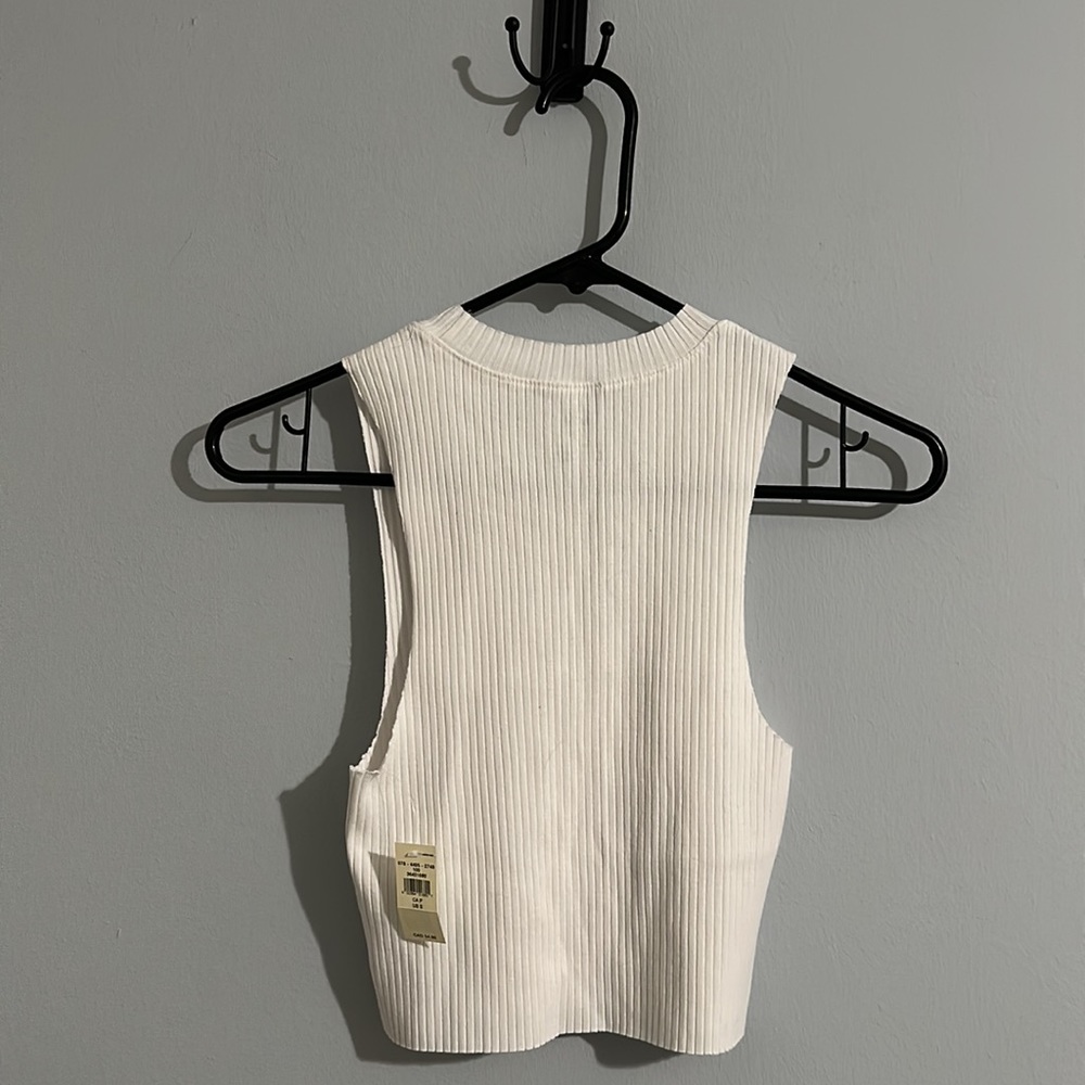 AERIE CROPPED RIBBED TANK - Picture 2 of 3